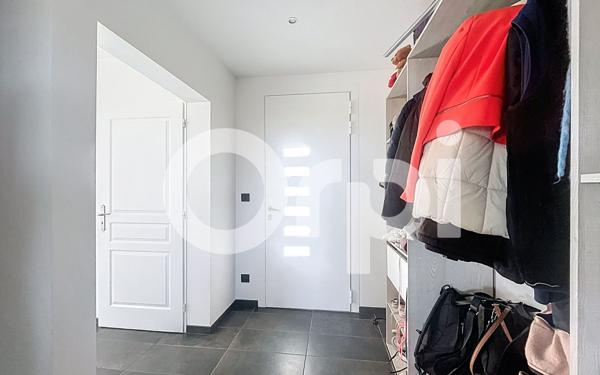 Maison à vendre    5 pièces •  Cosnac