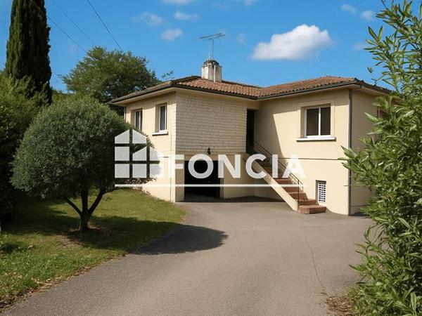 À vendre Maison 6 pièces 200 m² - Colayrac-saint-cirq 47450