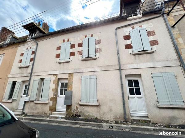 Immeuble à vendre |  Levroux |  150 m²