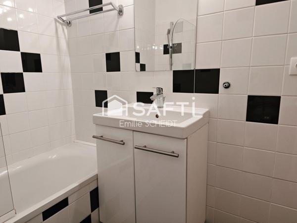 2 PIÈCES de 27 m² à côté du parc Charles III