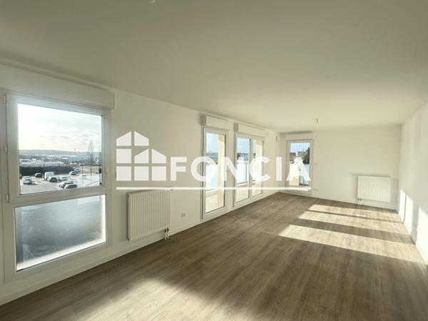 Location Appartement 3 pièces 64.43 m² - 3A RUE DU MARECHAL LECLERC Luisant 28600