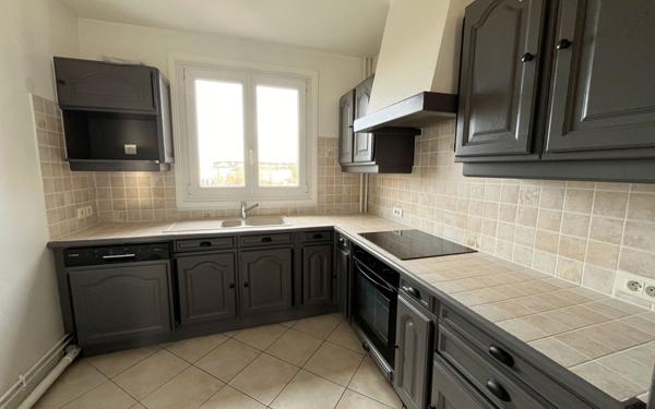 Appartement à vendre    3 pièces • 70,67 m2 Neuilly-sur-Marne