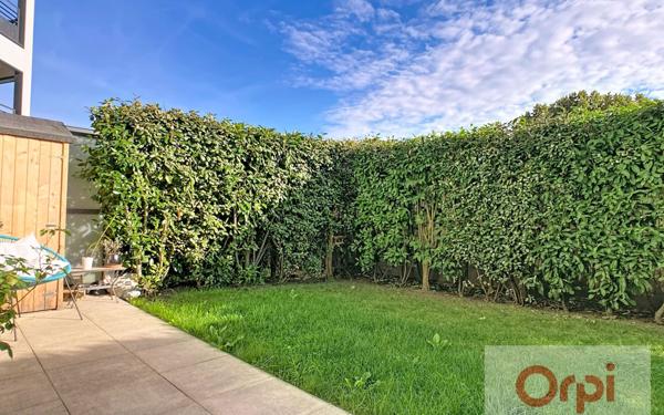 Appartement à vendre    2 pièces • 42,90 m2 Issy-les-Moulineaux