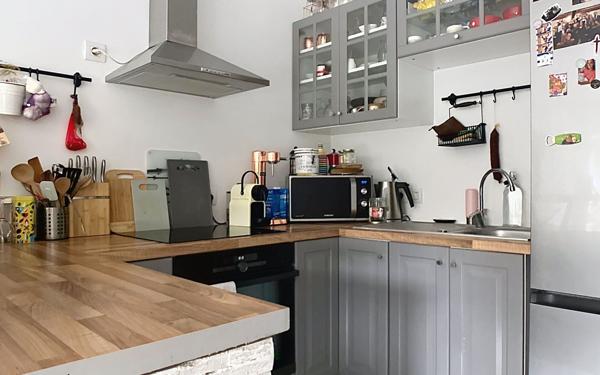 Appartement à vendre    2 pièces • 42,90 m2 Issy-les-Moulineaux