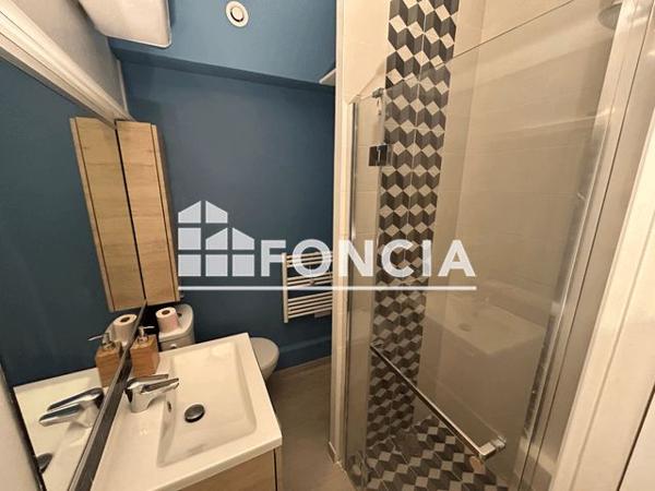 Location Local commercial 1 pièce 21.7 m² - 22 AVENUE VICTOR HUGO Bourg La Reine 92340