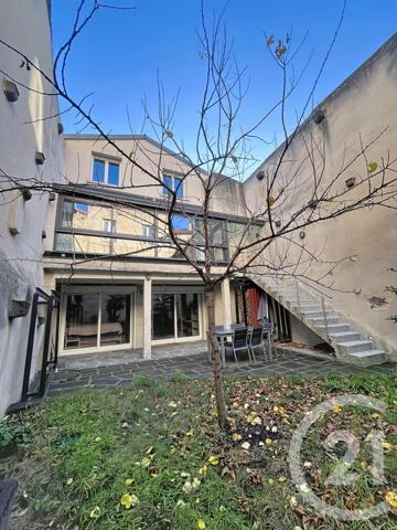 Maison à vendre  6 pièces - 217,40 m2 RIOM - 63