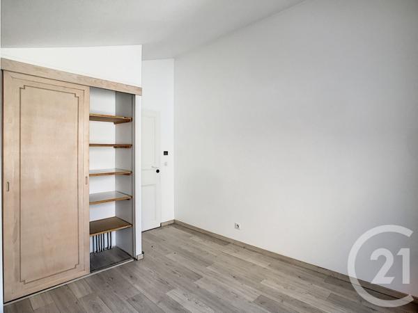 Maison à vendre  6 pièces - 217,40 m2 RIOM - 63