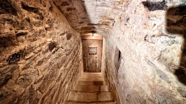 Grande maison historique avec un grand potentiel de chambres d'hôtes