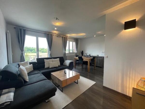 Magnifique Appartement de 3 pièces avec balcon et cave