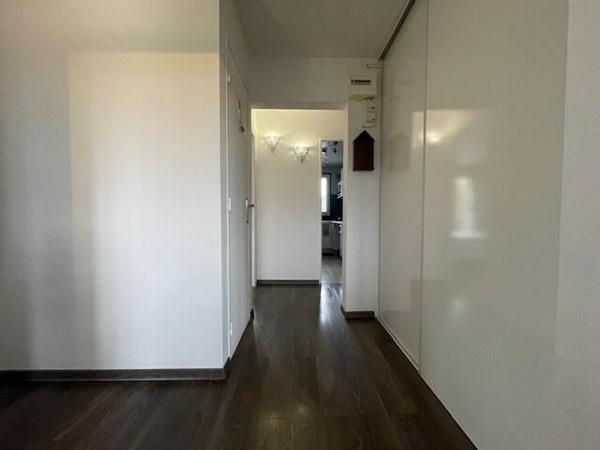 Magnifique Appartement de 3 pièces avec balcon et cave