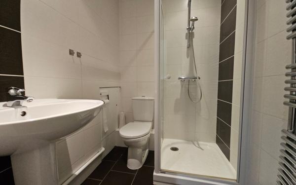 Maison à vendre    5 pièces • 128,48 m2 Saint-Étienne