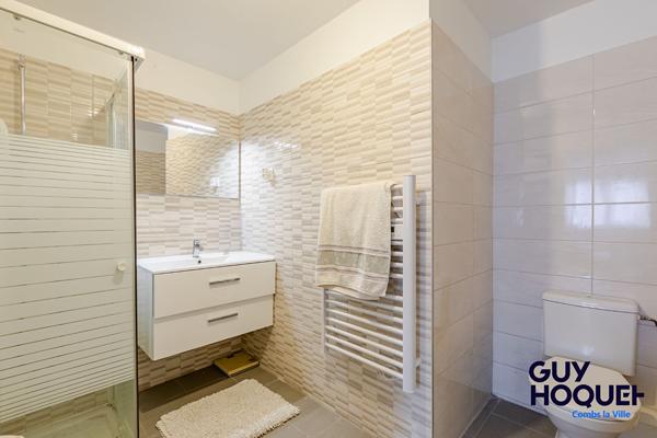Maison 5 chambres à vendre à Combs-la-Ville - Bois l'Evêque