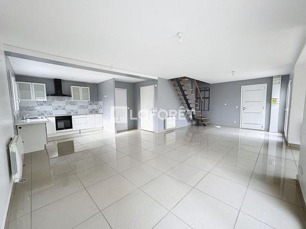 Location maison Grand-Couronne - 7 pièce(s) - 140 m² - 1 700 €/mois