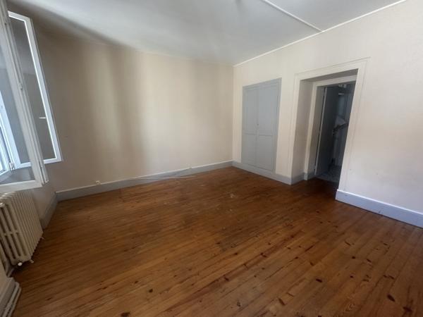 Maison à vendre 140 500 € Agen 3 p 90 m² DPE D