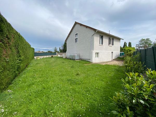 LIMOGES – MAISON 8 PIECES – 170 m2 – 219 000 €