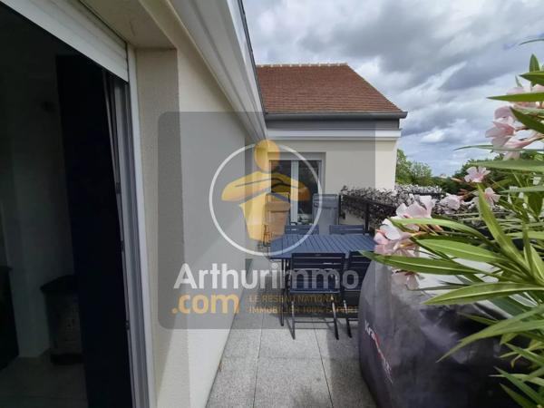 Vente                                                      Appartement
                        
                     4 pièces                      84 m2                     à Ormesson-sur-Marne