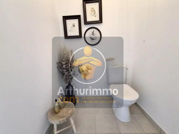 Vente                                                      Appartement
                        
                     4 pièces                      84 m2                     à Ormesson-sur-Marne