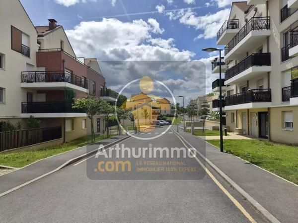Vente                                                      Appartement
                        
                     4 pièces                      84 m2                     à Ormesson-sur-Marne