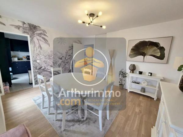 Vente                                                      Appartement
                        
                     4 pièces                      84 m2                     à Ormesson-sur-Marne