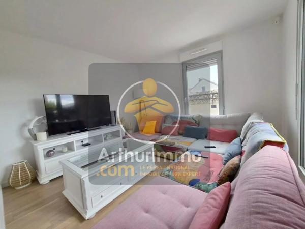 Vente                                                      Appartement
                        
                     4 pièces                      84 m2                     à Ormesson-sur-Marne