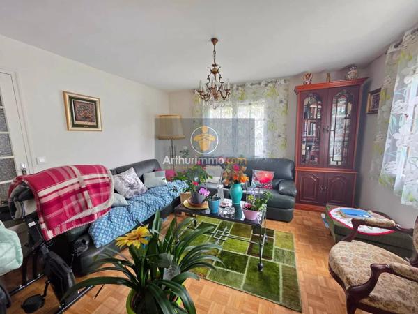 Vente                                                      Maison
                        
                     5 pièces                      91 m2                     à Sarcelles