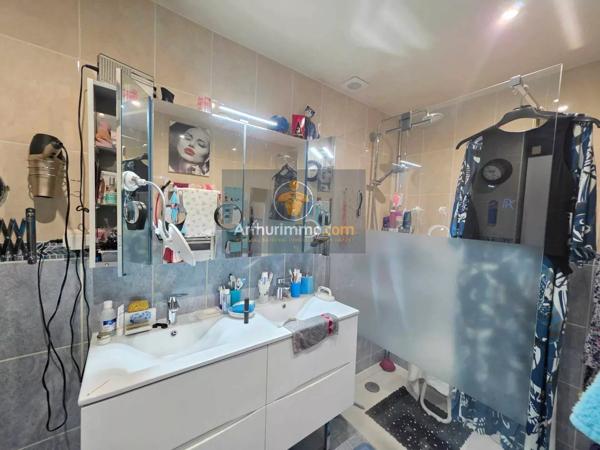 Vente                                                      Maison
                        
                     5 pièces                      91 m2                     à Sarcelles