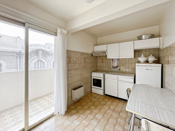 APPARTEMENT 3 PIECES CENTRE CANNES AVEC VUE MER