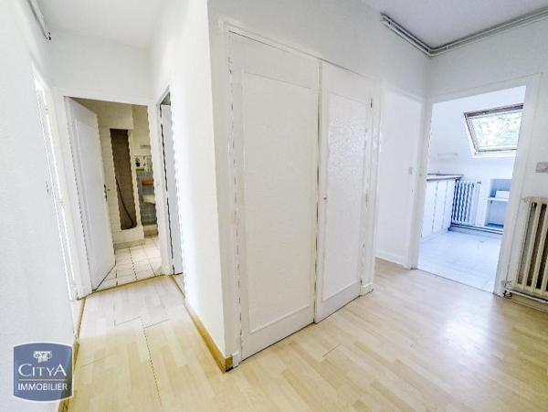 Appartement à louer 2 pièces 45.1m²
