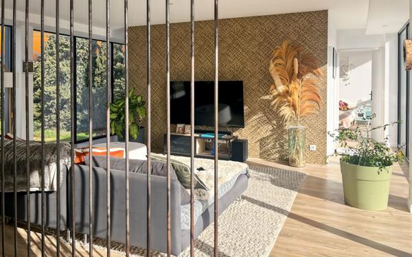 Maison à vendre    7 pièces •  Marseillan