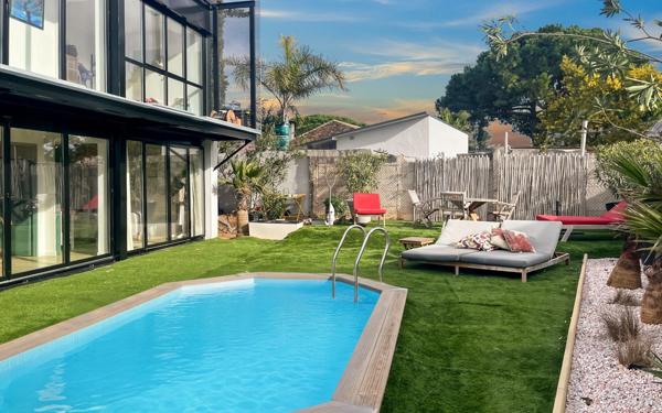 Maison à vendre    7 pièces •  Marseillan