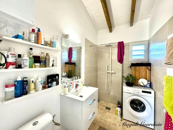 ENSEMBLE DE DEUX VILLAS RECENTES - SAINT FRANCOIS