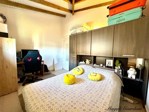ENSEMBLE DE DEUX VILLAS RECENTES - SAINT FRANCOIS