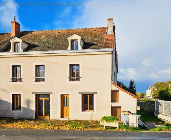Immeuble à vendre HURIEL (03) Grande maison avec deux logements