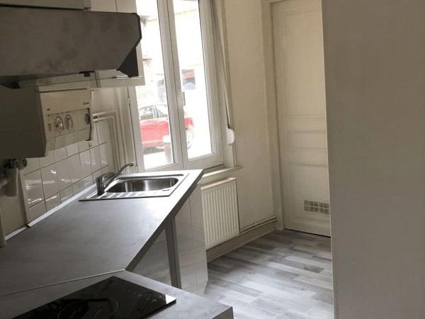 Appartement 2 pièces T2 F2 31.4 m² à Charleville Mezieres 13 RUE MICHELET 08000 à louer
