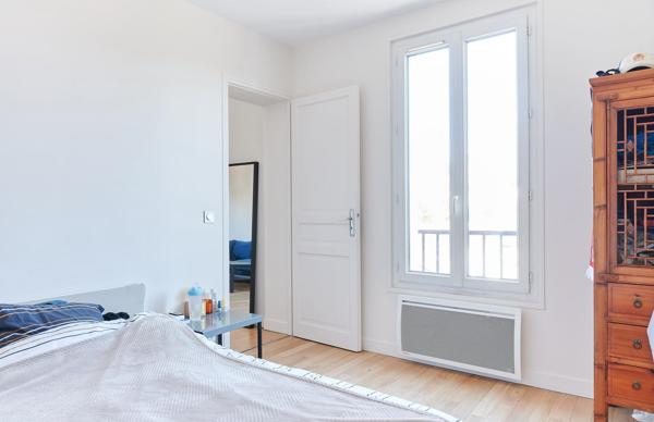 Appartement entièrement rénové situé au calme
