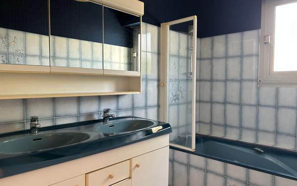 Maison à vendre    6 pièces • 108 m2 Séné