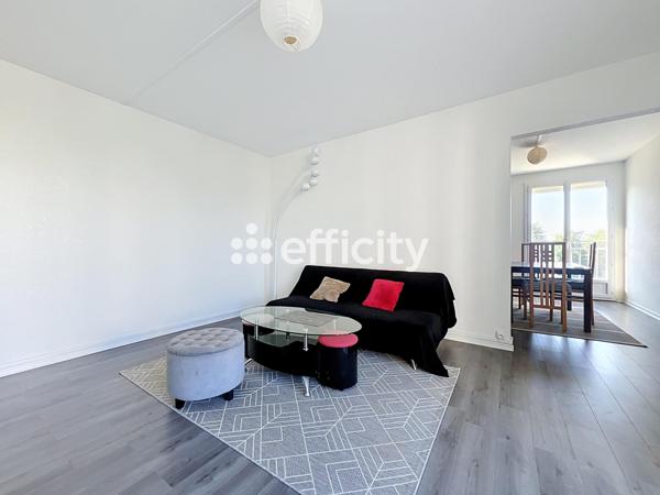 Appartement
         4 pièces
        - 80 m² 149 880 € *