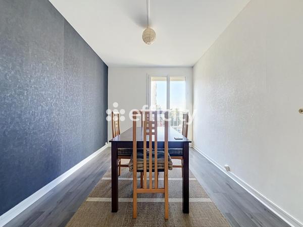 Appartement
         4 pièces
        - 80 m² 149 880 € *
