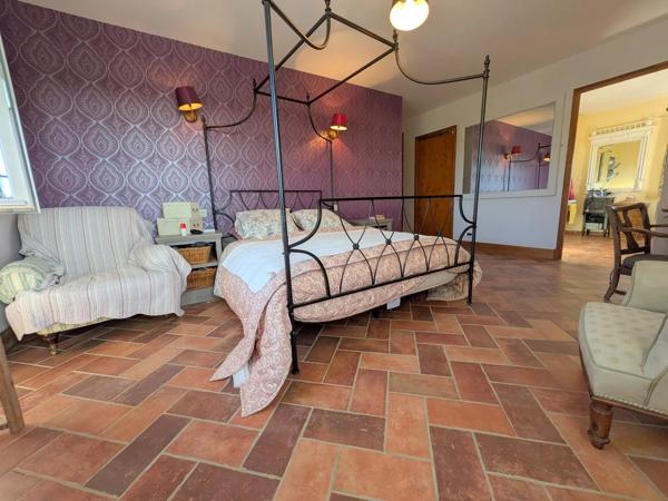 Une heure de Bordeaux - Belle maison économe en énergie avec suites d'invités & petite piscine