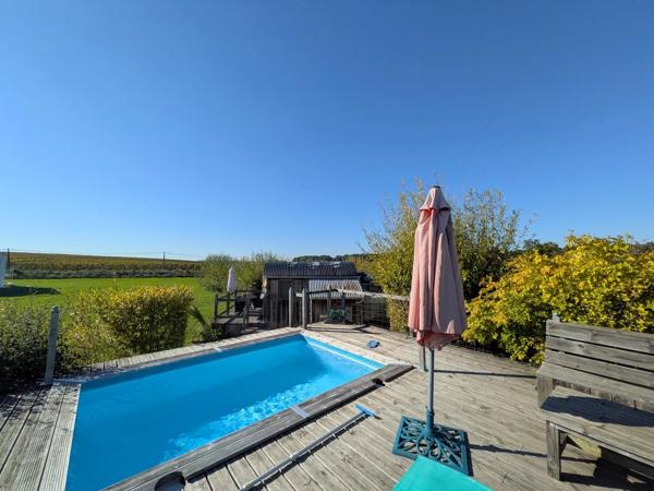 Une heure de Bordeaux - Belle maison économe en énergie avec suites d'invités & petite piscine