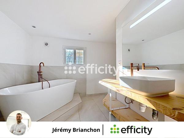 Maison 6 pièces - 160 m² Exclusivité efficity