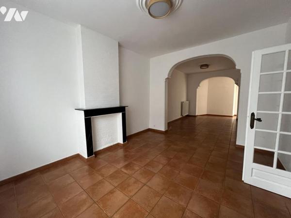 PROCHE A23 MAISON AVEC GARAGE