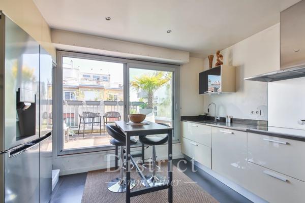 # Appartement – 94m² – Paris 15ème