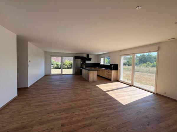 Maison neuve T5 SECTEUR BAR SUR AUBE Ref 183