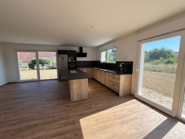 Maison neuve T5 SECTEUR BAR SUR AUBE Ref 183