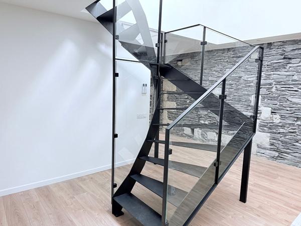 A VENDRE - Loft contemporain Angers - 5 pièces - 144 m2