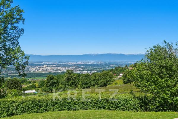 LUCINGES (74380) – SPLENDIDE PROPRIÉTÉ CONTEMPORAINE DE PRESTIGE DE 460 M² – VUE PANORAMIQUE ET PISC