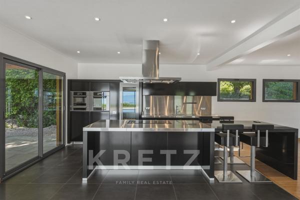 LUCINGES (74380) – SPLENDIDE PROPRIÉTÉ CONTEMPORAINE DE PRESTIGE DE 460 M² – VUE PANORAMIQUE ET PISC
