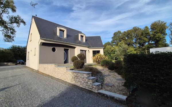 Maison à vendre    4 pièces • 130 m2 La Chapelle-de-Brain