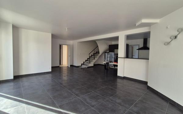 Maison à vendre    4 pièces • 130 m2 La Chapelle-de-Brain